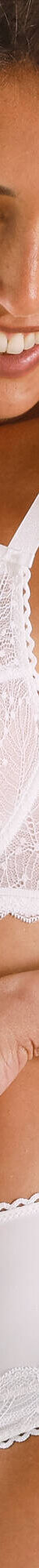 Soutien-gorge forme minimiseur en dentelle stretch Isili - avec armatures (ivoire) Soutien-gorge forme minimiseur en dentelle stretch Isili - avec armatures (ivoire)